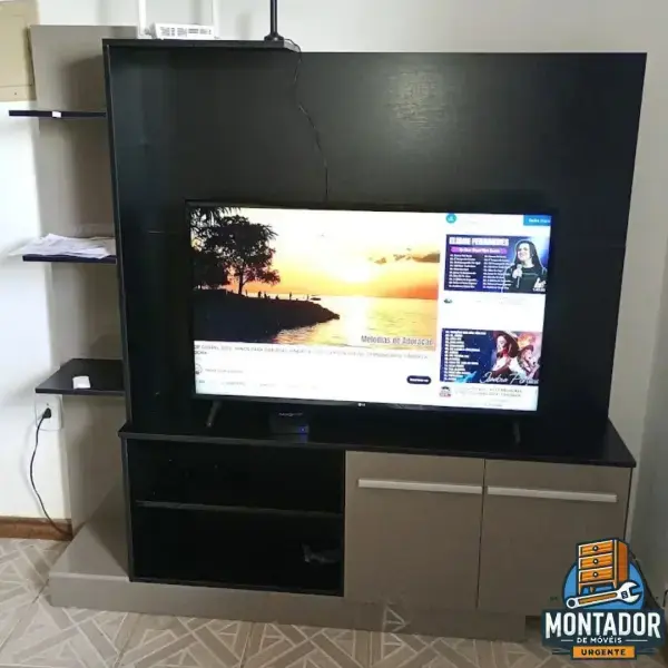 Trabalho realizado - Montagem de Estante